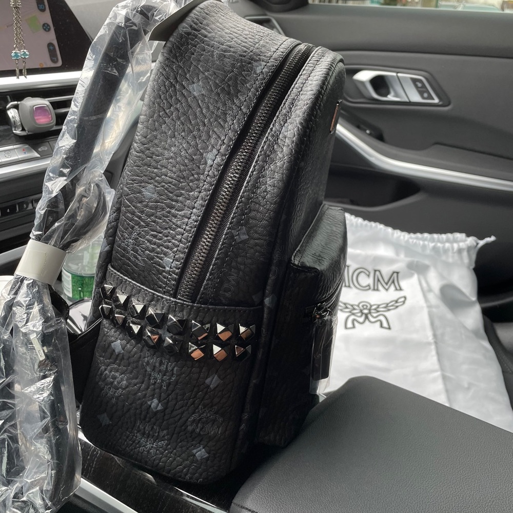BRAND NEW AUTHENTIC MCM BACKPACK NEVER WORN